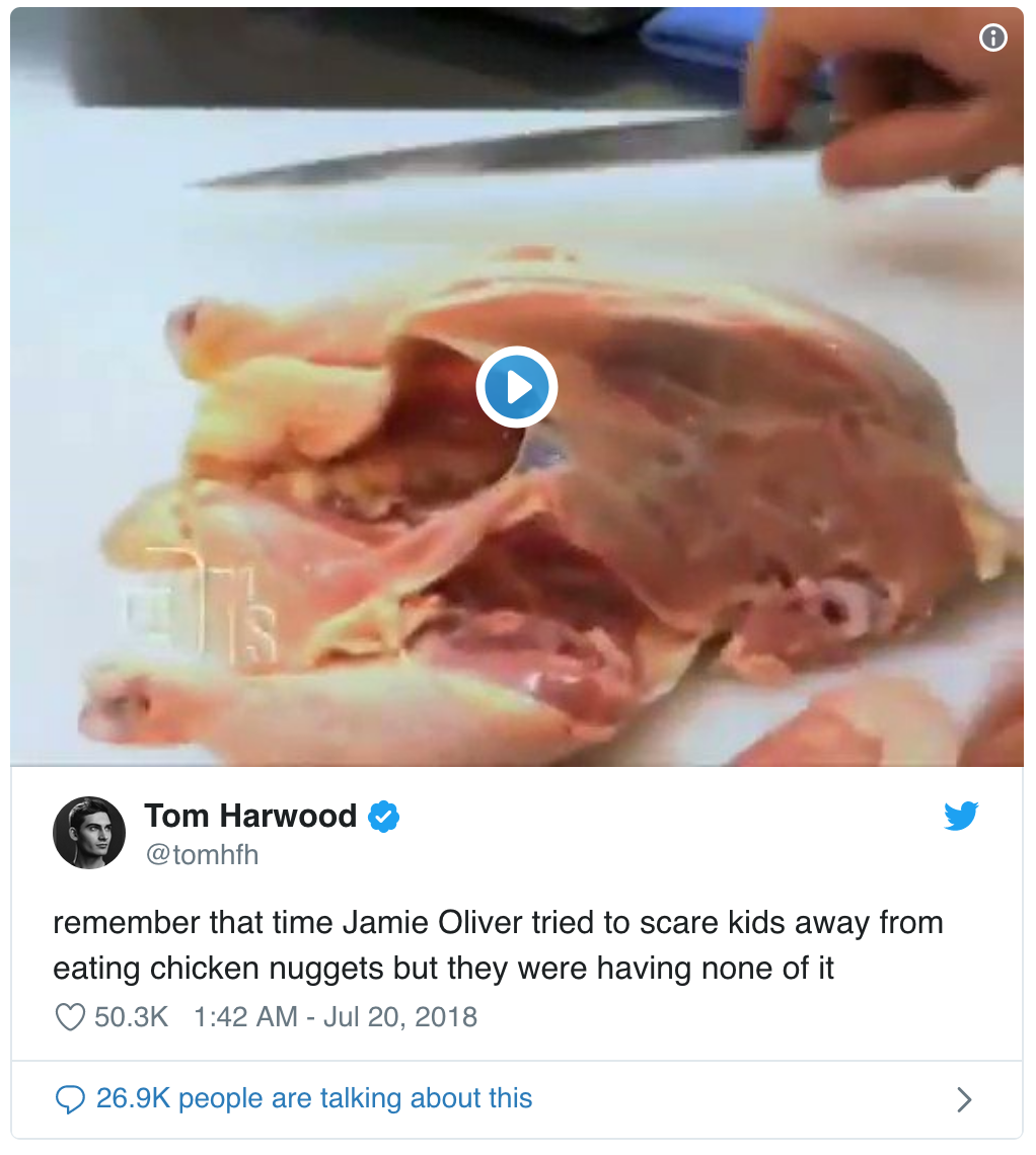 Screenshot: Twitter video from the Buzzfeed news