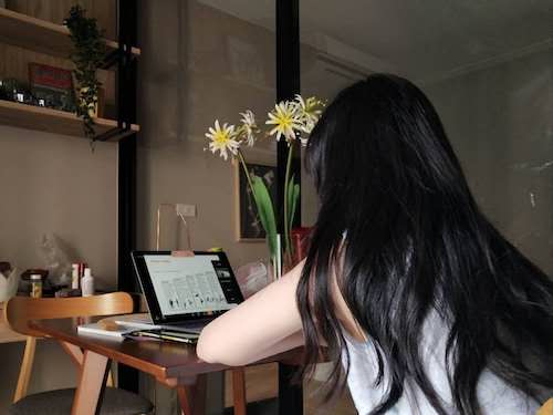 A student is taking online classes at home